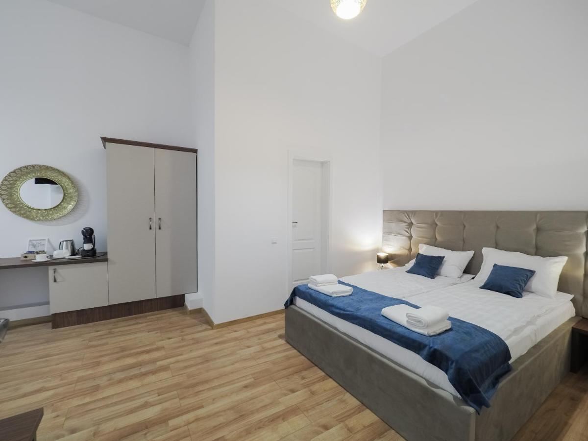 Elisabeth Home Piata Mare ซีบิว ภายนอก รูปภาพ